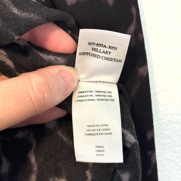 Rails Hillary Diffused Cheetah Wrap Blouse Size Small - Picture 5 of 8